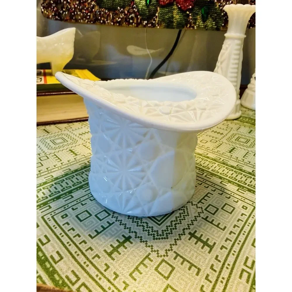 Vintage Milk Glass Top Hat Vase 4.5” Pressed Starburst Geometric Pattern